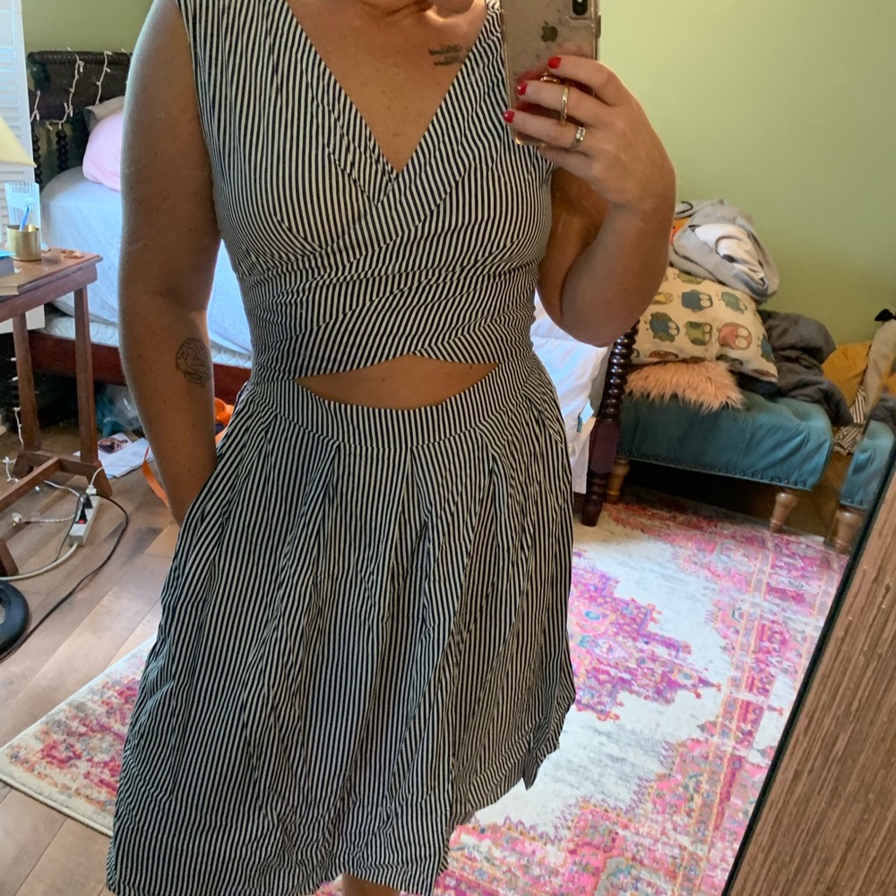 Women’s Dress// L